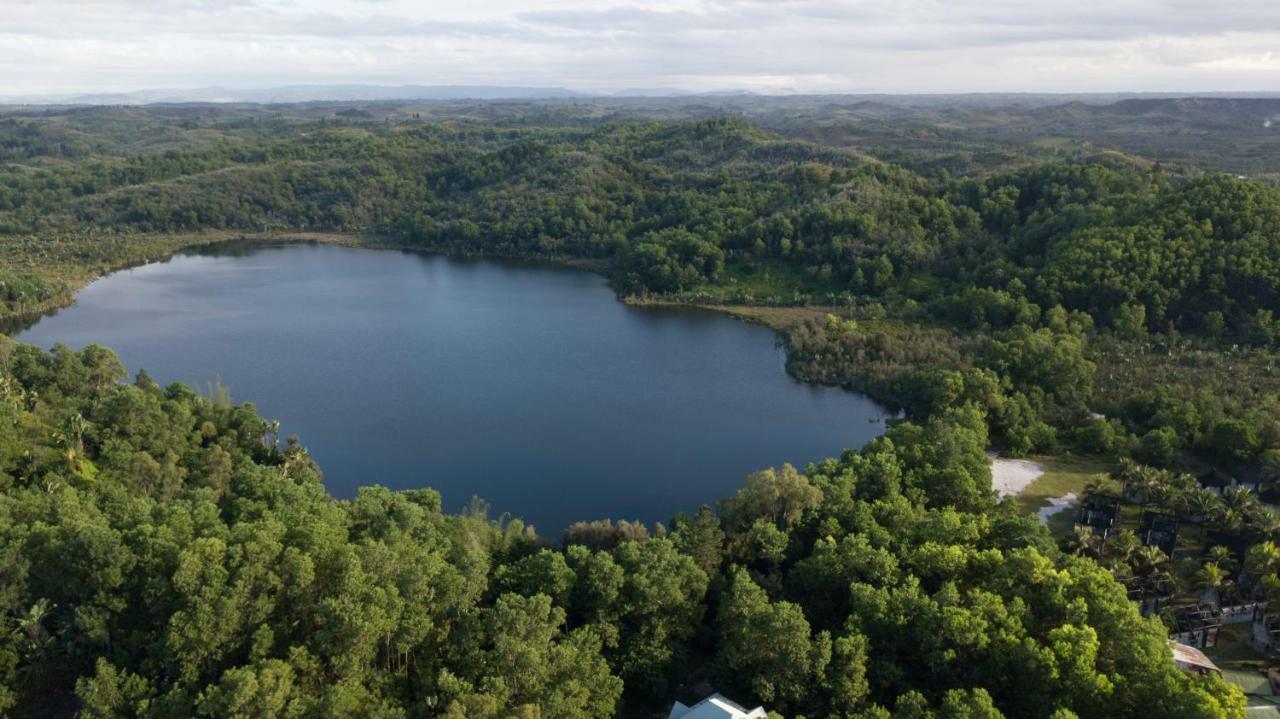 Les Acacias Bungalows Manambolo Экстерьер фото